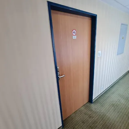 10q - Z6 803 Apartment *